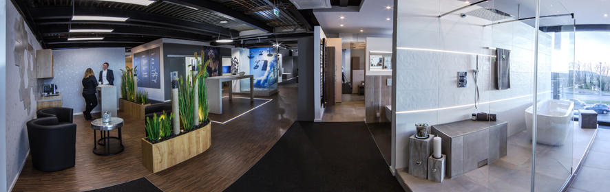Innenraumfoto Badausstellung